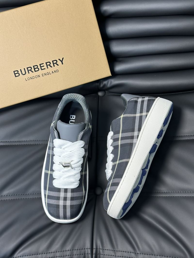 Burberry Low Shoes